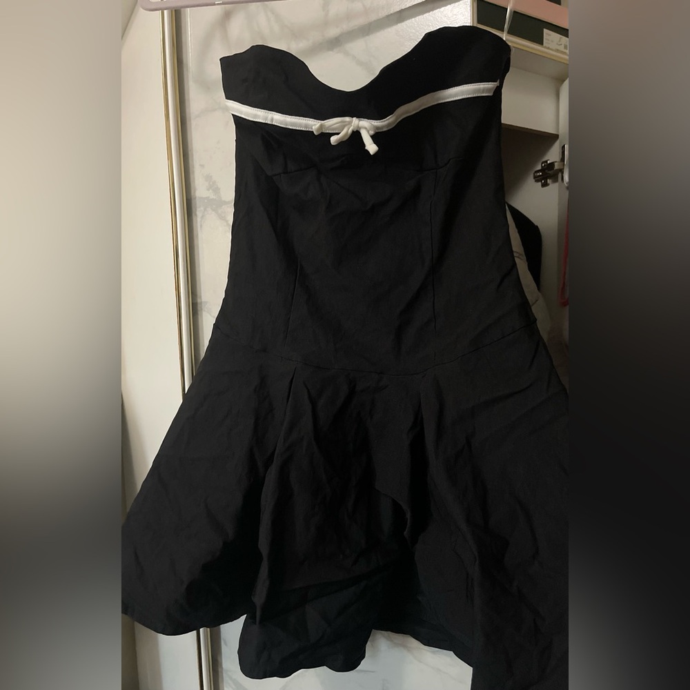 Elegant and Sexy Black Strapless Dress